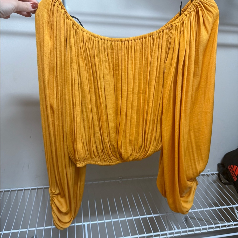 Forever 21 Mustard Yellow Pleated Top